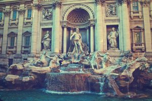 Fontana di trevi roma
