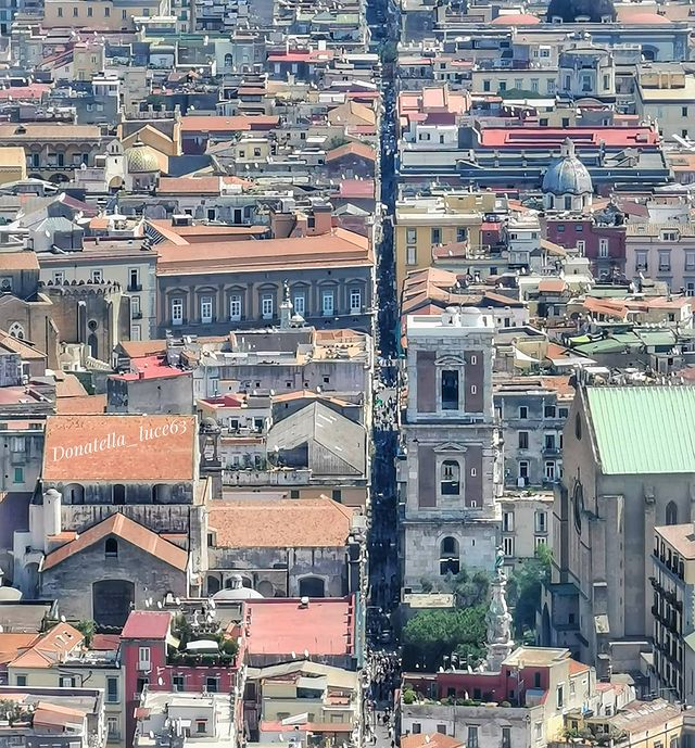 alojamiento en napoles Via spaccanapoli de napoles