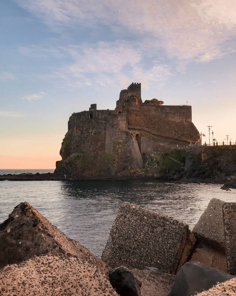 Castillo normado de Aci Castello Sicilia