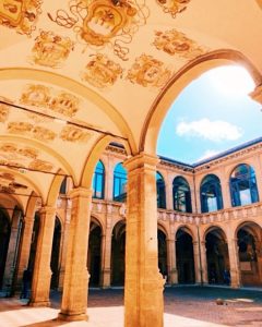 palazzo Archiginnasio bolonia