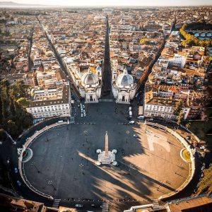 Vista aerea de Plaza del Popolo de Roma