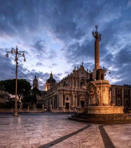 plaza del duomo de Catania