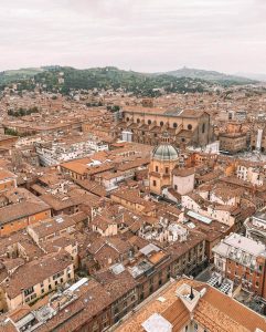 Basilica de san petronio bolonia desde el aire