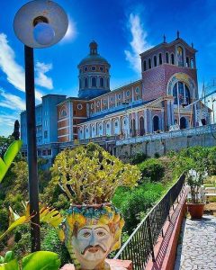 santuario de la madonna nera de tindari