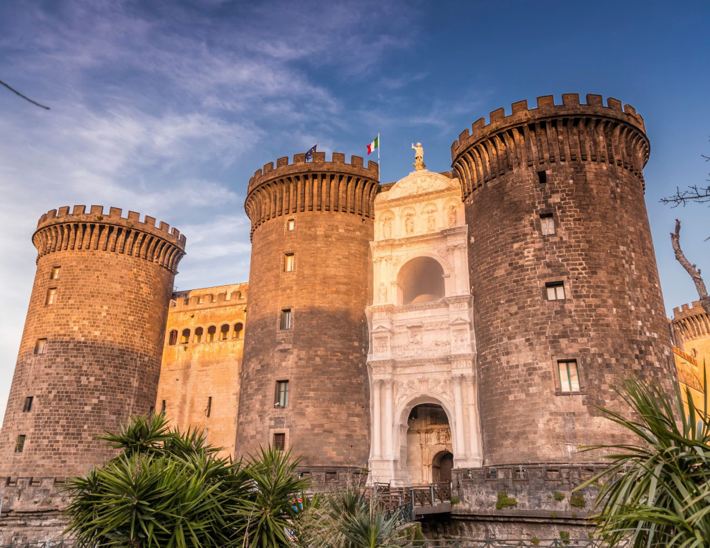 Que vern en Napoles, Castel Nuovo